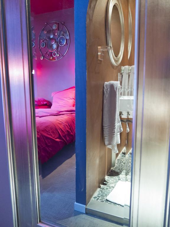 Hotel Au Fil De L'Eau - La Malate Besançon Zimmer foto